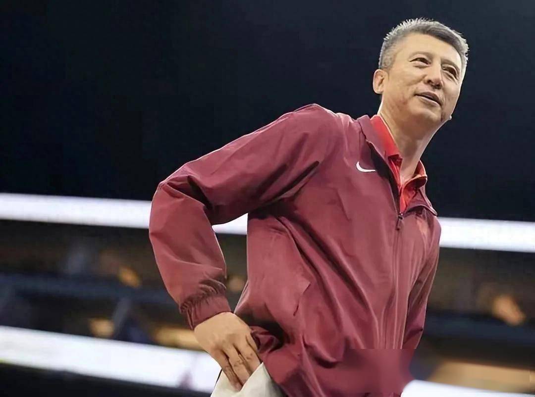 乐竞体育中国官网-恩菲尔德战术调整，关键球员或将首发出战