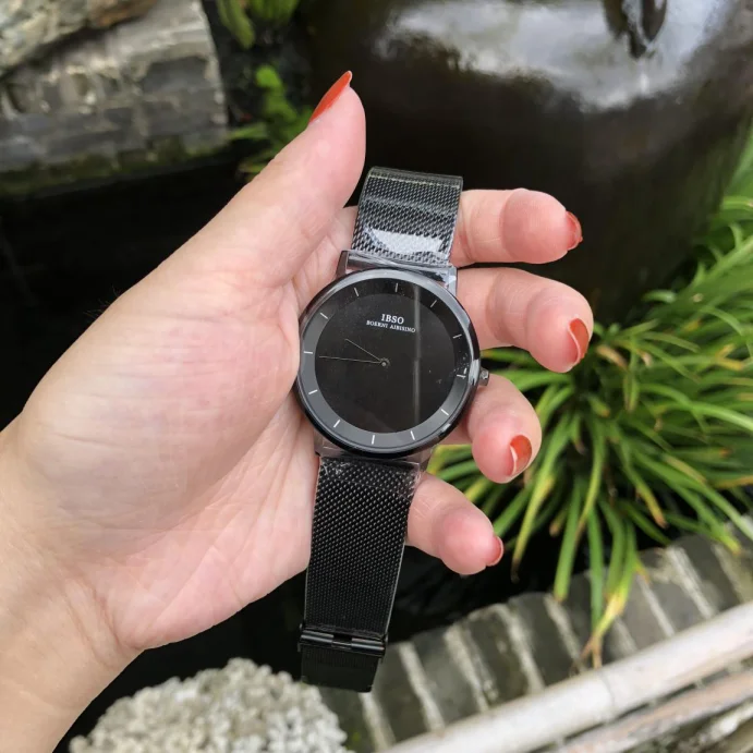 我可不会送队友手表现在得精打细算过日子的简单介绍