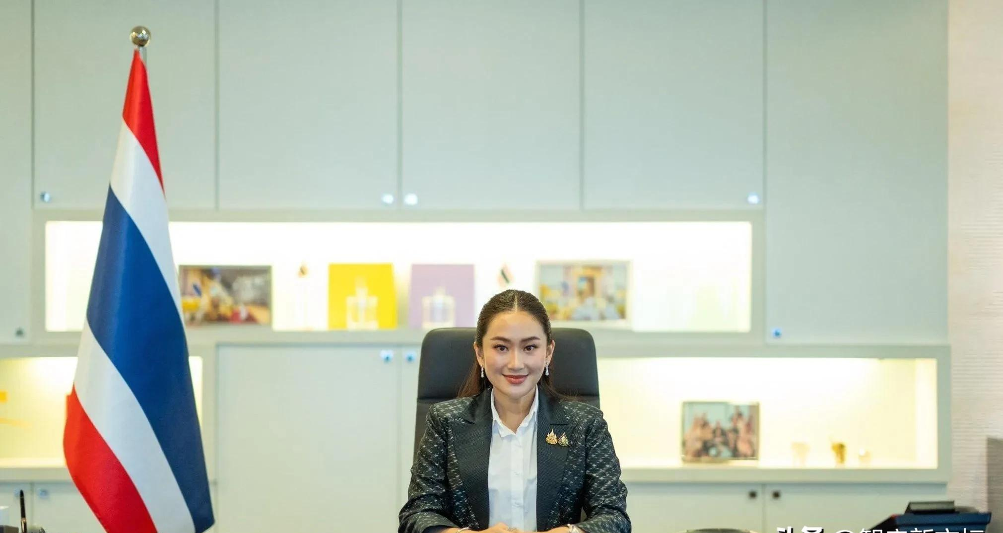 比肩中超？泰国美女足协老总签大单，收入猛增，