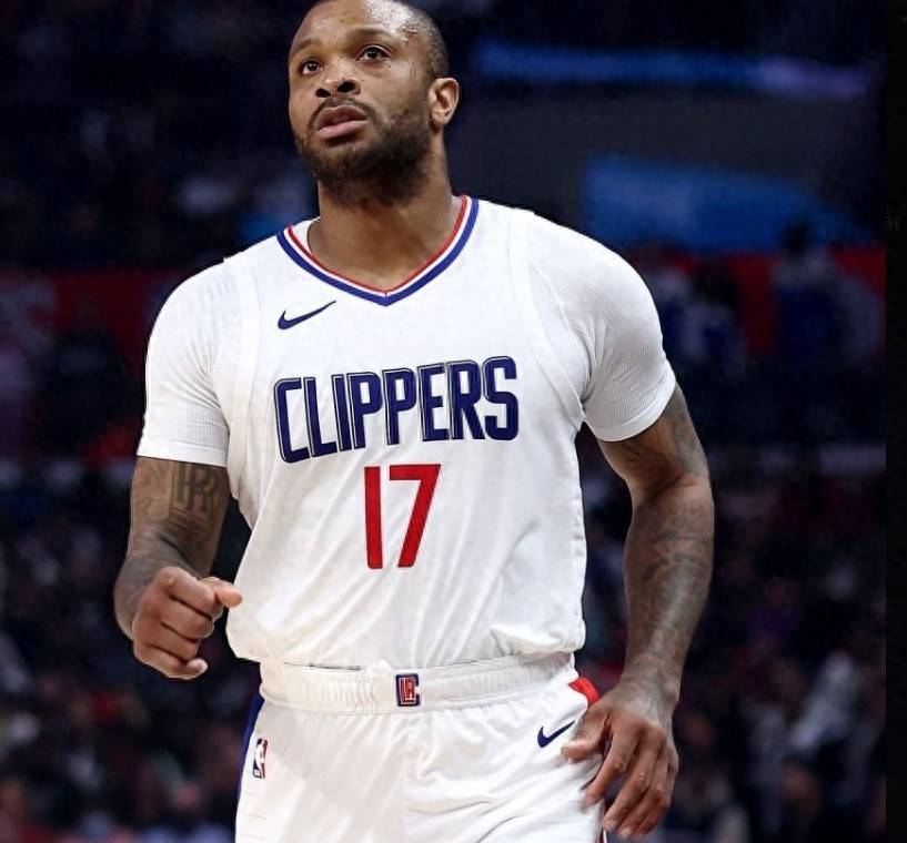 曝前NBA锋线塔克将加盟广厦与威尔哲当过队友的简单介绍