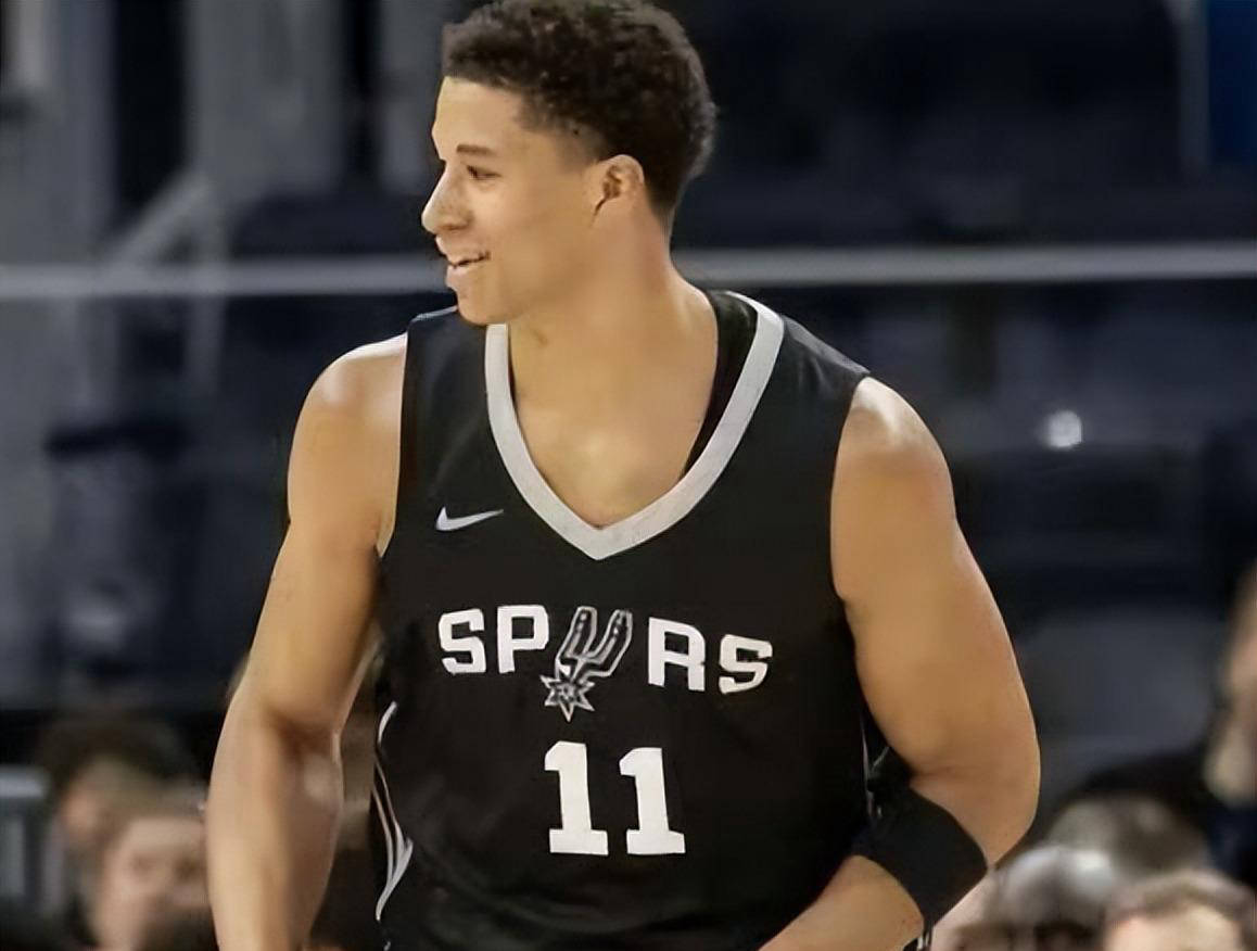 关于NBA夏联-勇士不敌热火广东旧将27+13湖人胜马刺的信息