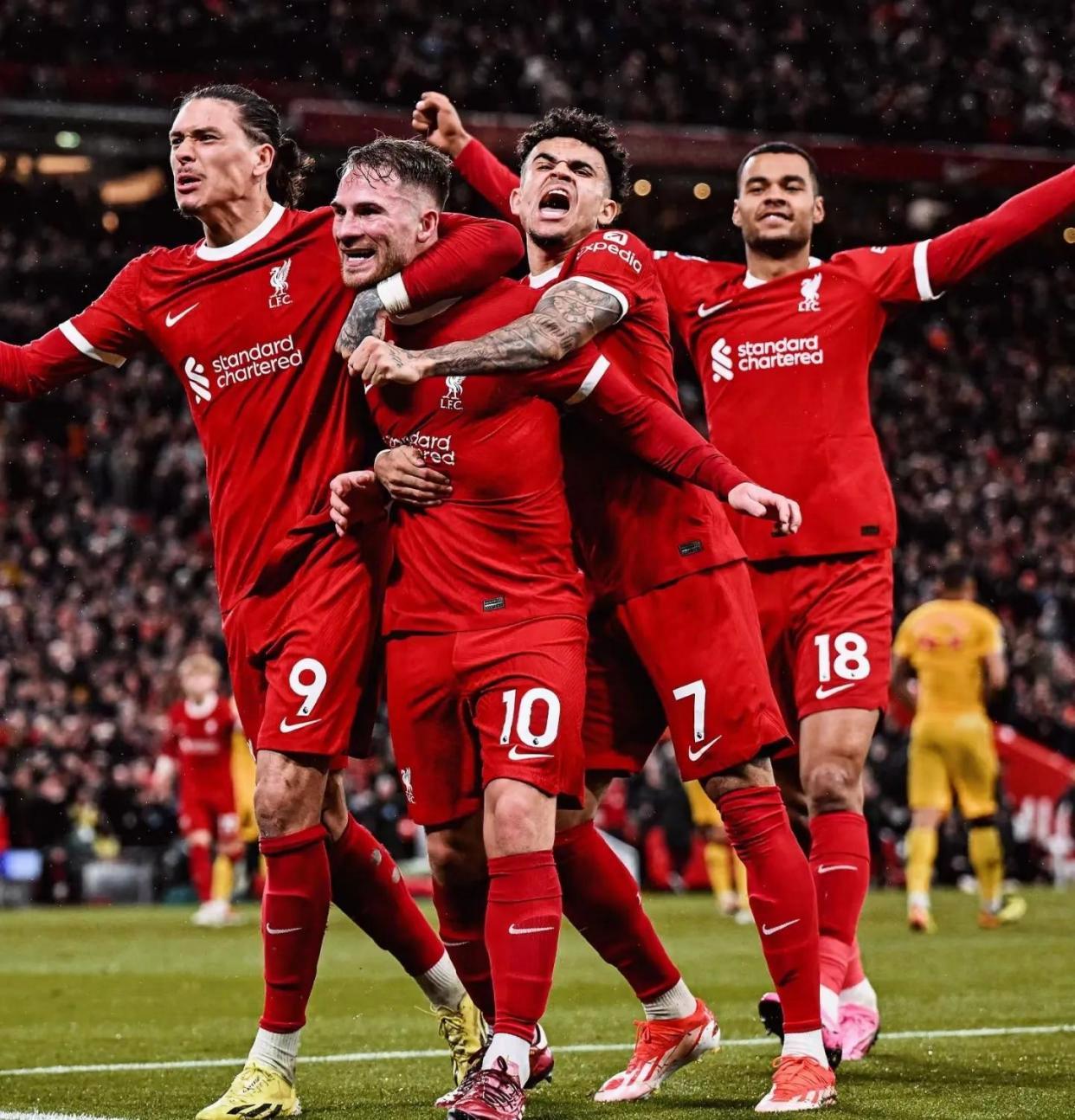 乐竞体育-一场3-1逆转！打出英超争四大黑马：6轮不败进前二，差利物浦1分的简单介绍